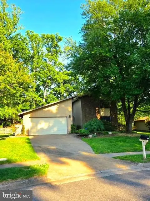 9013 Fort Craig Dr, Burke, VA 22015 - #2
