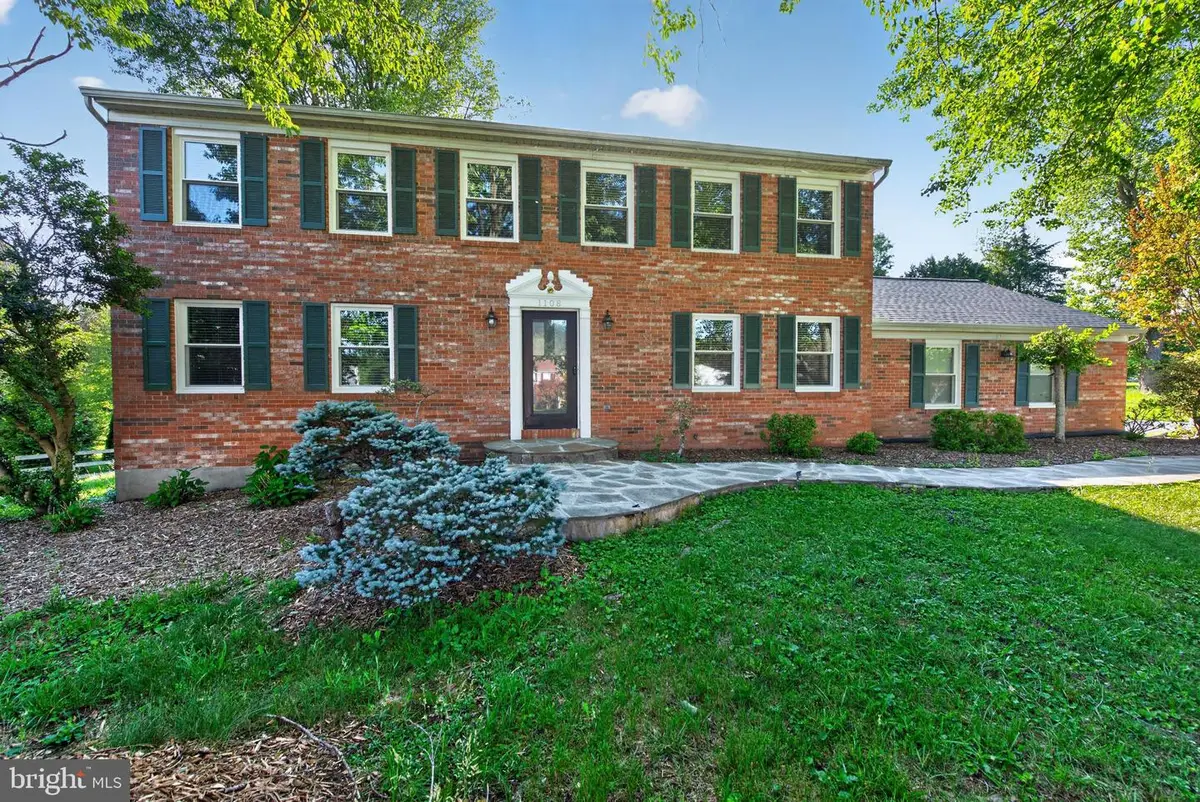 1108 Riva Ridge Dr, Great Falls, VA 22066 - #1