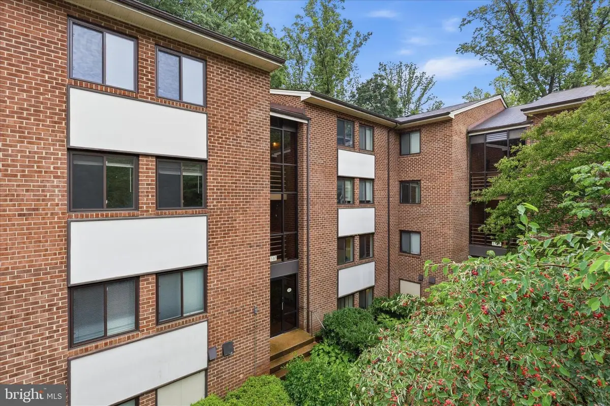 1540 Northgate Sq #21b, Reston, VA 20190 - #1