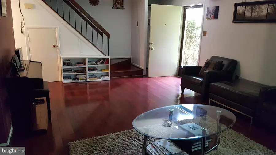 10699 Spring Oak Ct, Burke, VA 22015 - #3