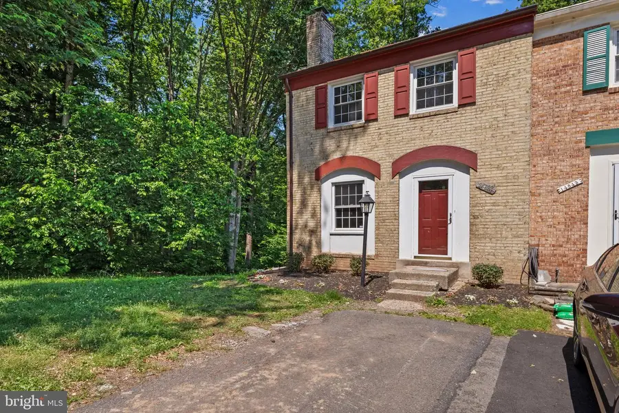 14841 Maidstone Ct, Centreville, VA 20120 - #3