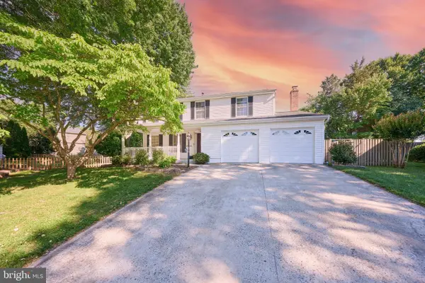 5416 Hedgerow Ct, CENTREVILLE, VA 20120