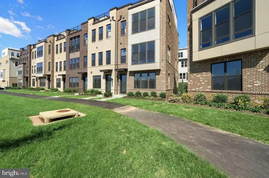 4673 Charger Pl, Chantilly, VA 20151 - #2