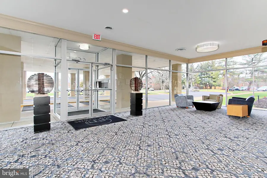 6641 Wakefield Dr #702, Alexandria, VA 22307 - #3