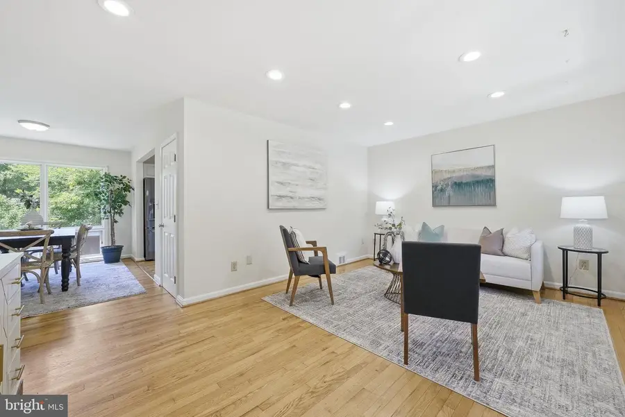 4338 Andes Dr, Fairfax, VA 22030 - #3