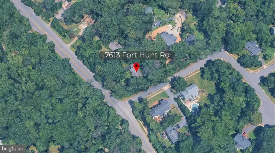 7613 Fort Hunt Rd, Alexandria, VA 22308 - #2