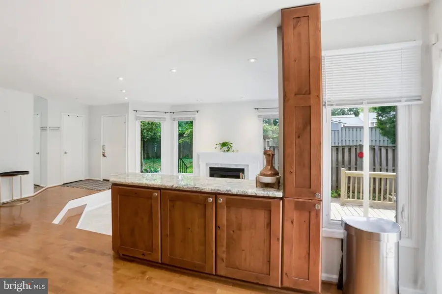 1025 Boros Ct, Herndon, VA 20170 - #3