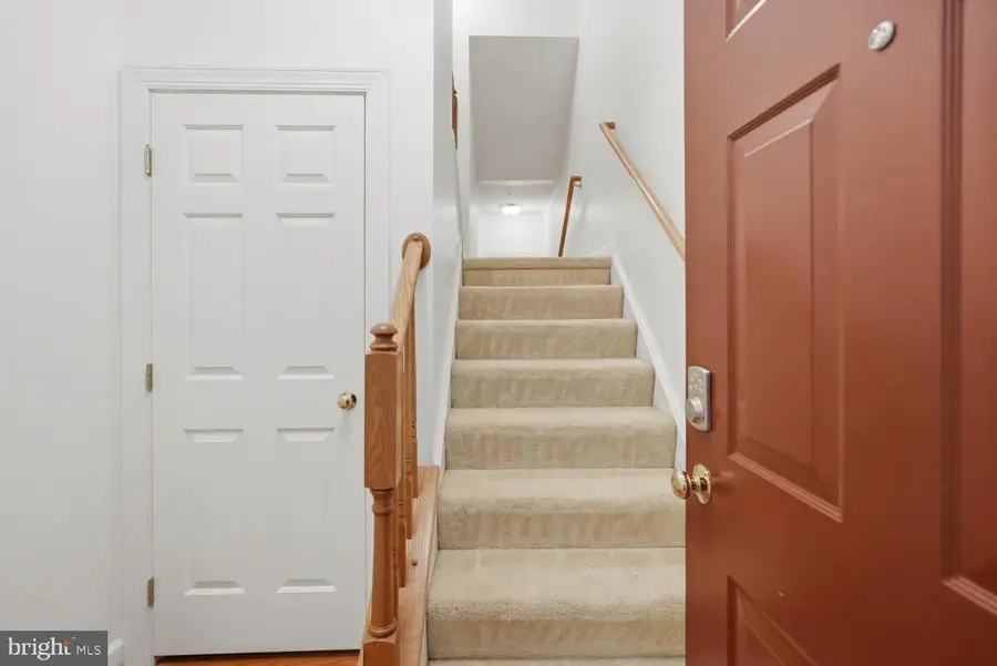 5645 Harrington Falls Ln #b, Alexandria, VA 22312 - #3