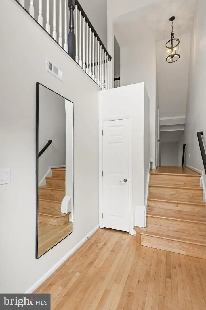 4172 Vernoy Hills Rd, Fairfax, VA 22033 - #3