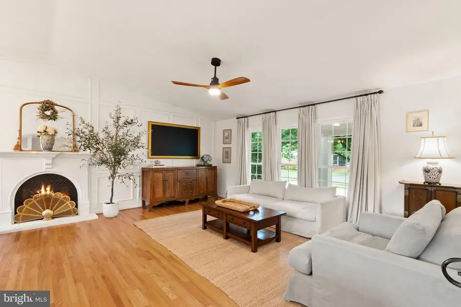 8446 Porter Ln, Alexandria, VA 22308 - #3