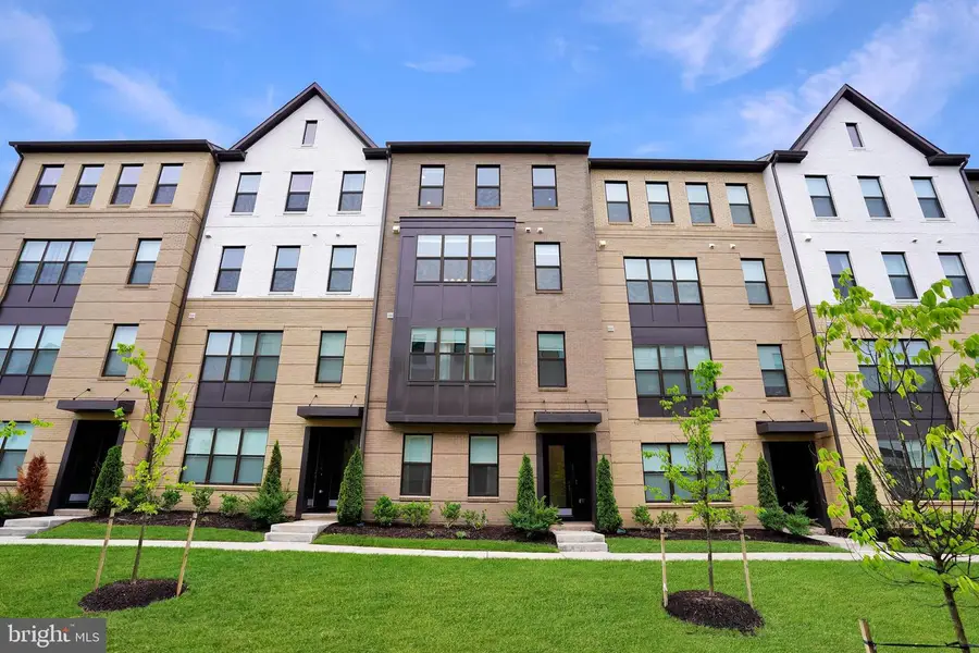 4953 Longmire Way, Chantilly, VA 20151 - #2