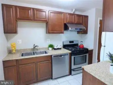 4104 Daniels Ave #402, Annandale, VA 22003 - #3