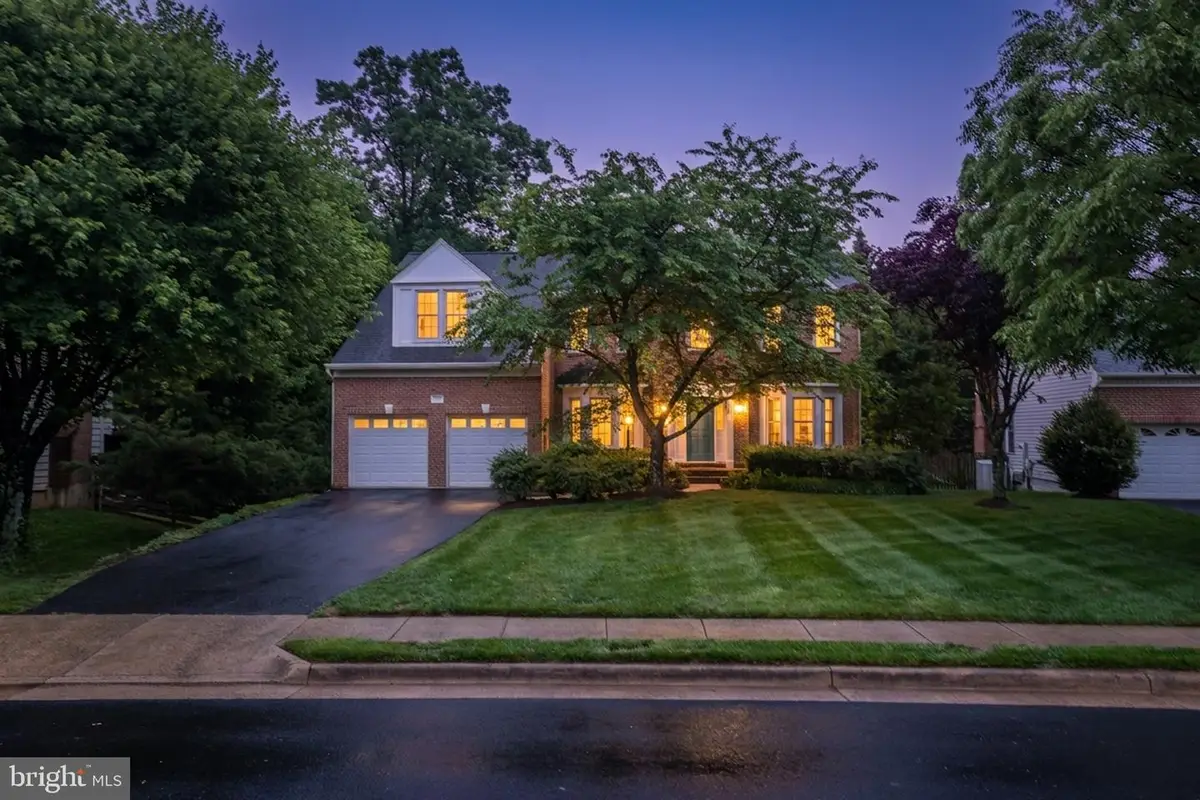 2507 Tatnuck Ct, Herndon, VA 20171 - #1