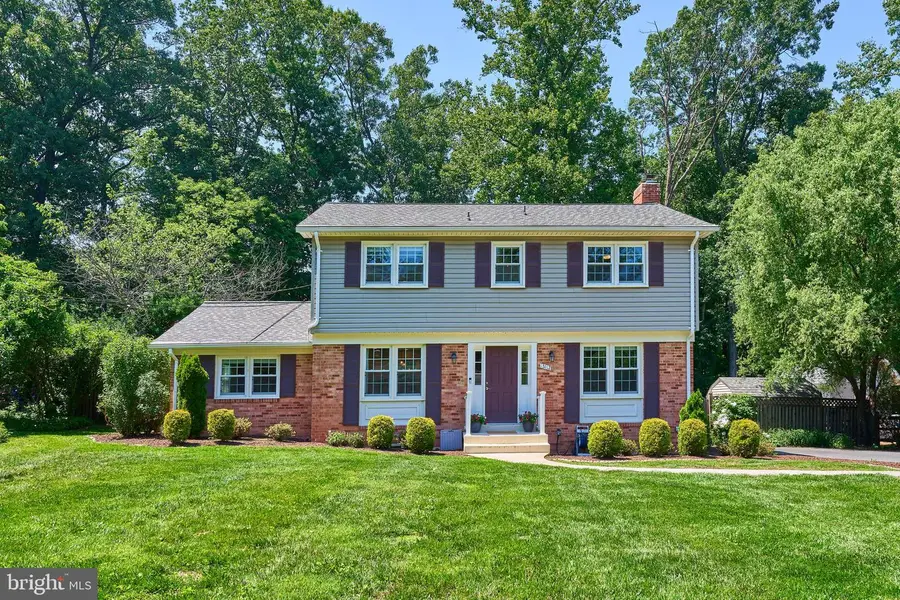 12012 Wayland St, Oakton, VA 22124 - #3