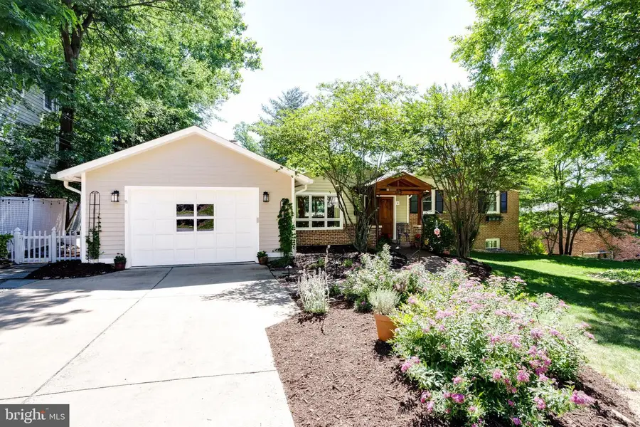 6505 Blue Wing Dr, Alexandria, VA 22307 - #2