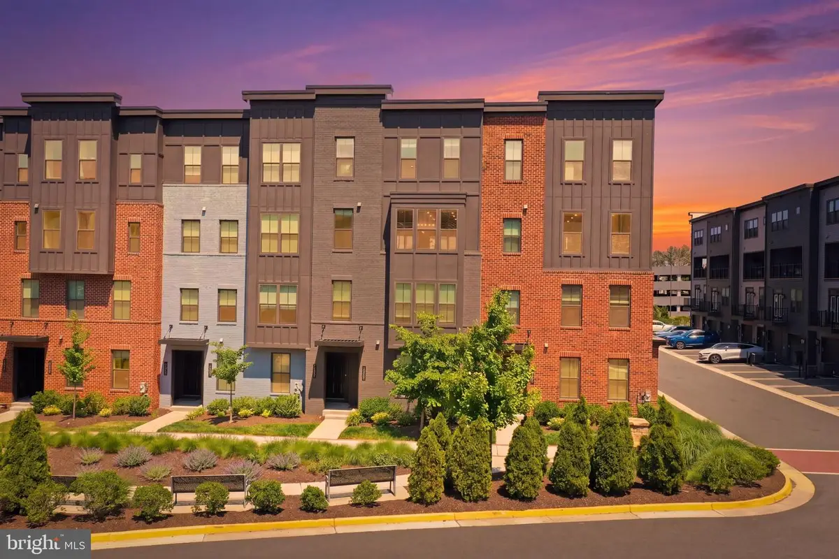 12887 Sunrise Ridge Aly, Herndon, VA 20171 - #1