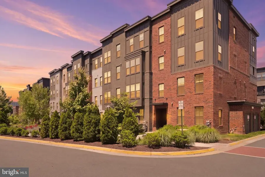 12887 Sunrise Ridge Aly, Herndon, VA 20171 - #2
