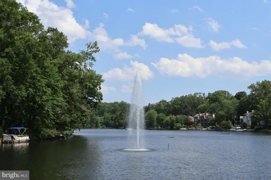 1565 Brookshire Ct, Reston, VA 20190 - #3