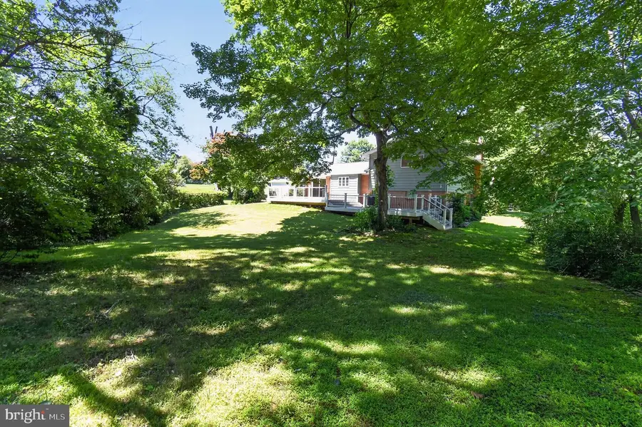 8815 Beauchamp Dr, Alexandria, VA 22309 - #3
