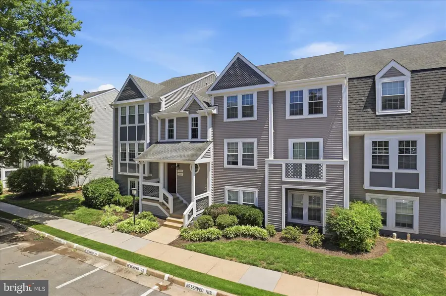 12918-a Grays Pointe Rd, Fairfax, VA 22033 - #3