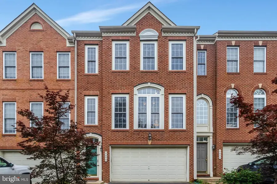4694 Helen Winter Ter, Alexandria, VA 22312 - #2