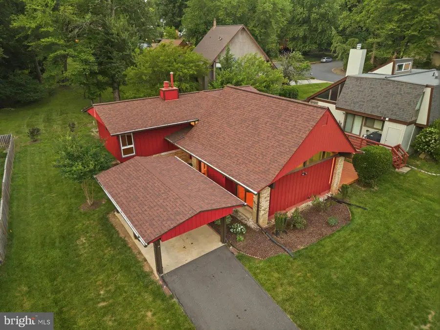 7802 Appledore Ct, Falls Church, VA 22043 - #2