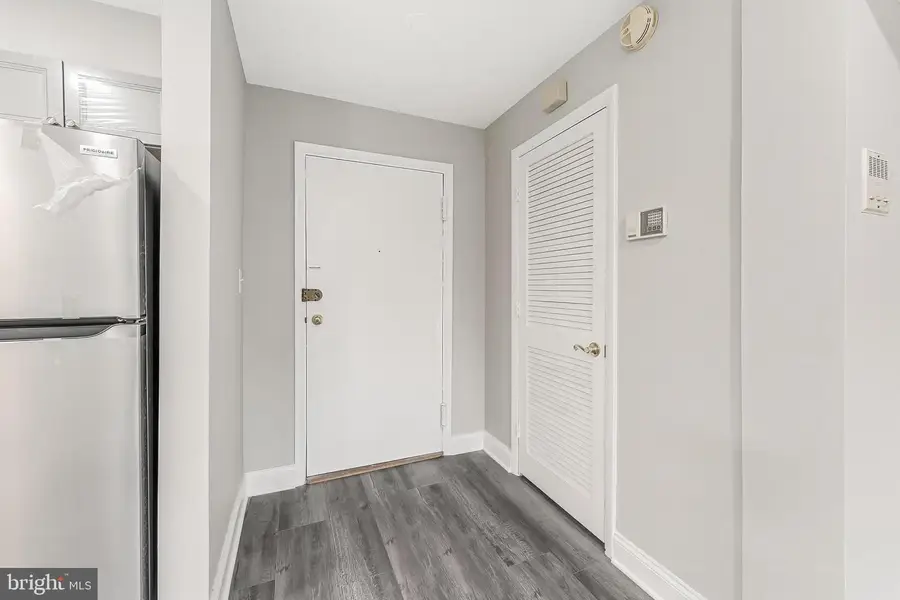 6718 W Wakefield Dr #b2, Alexandria, VA 22307 - #2