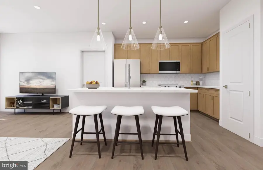 9465 Sprague Ave #310, Fairfax, VA 22031 - #2