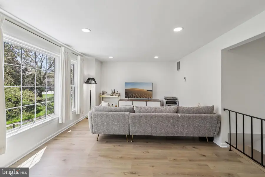 4321 Gramercy Cir, Alexandria, VA 22309 - #2