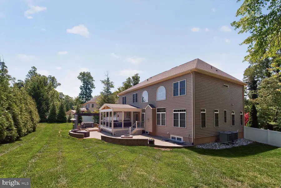 9124 Ridgely Dr, Lorton, VA 22079 - #3