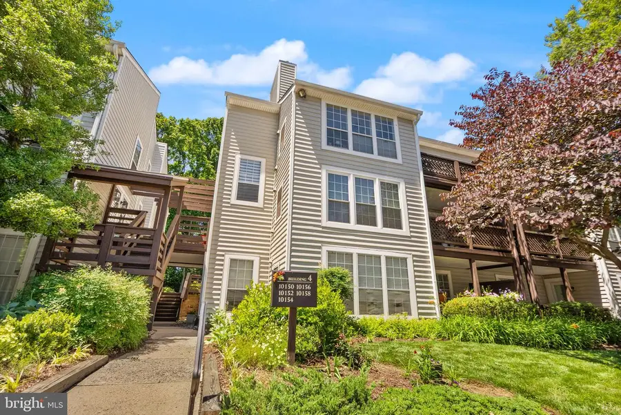 10158 Oakton Terrace Rd, Oakton, VA 22124 - #3