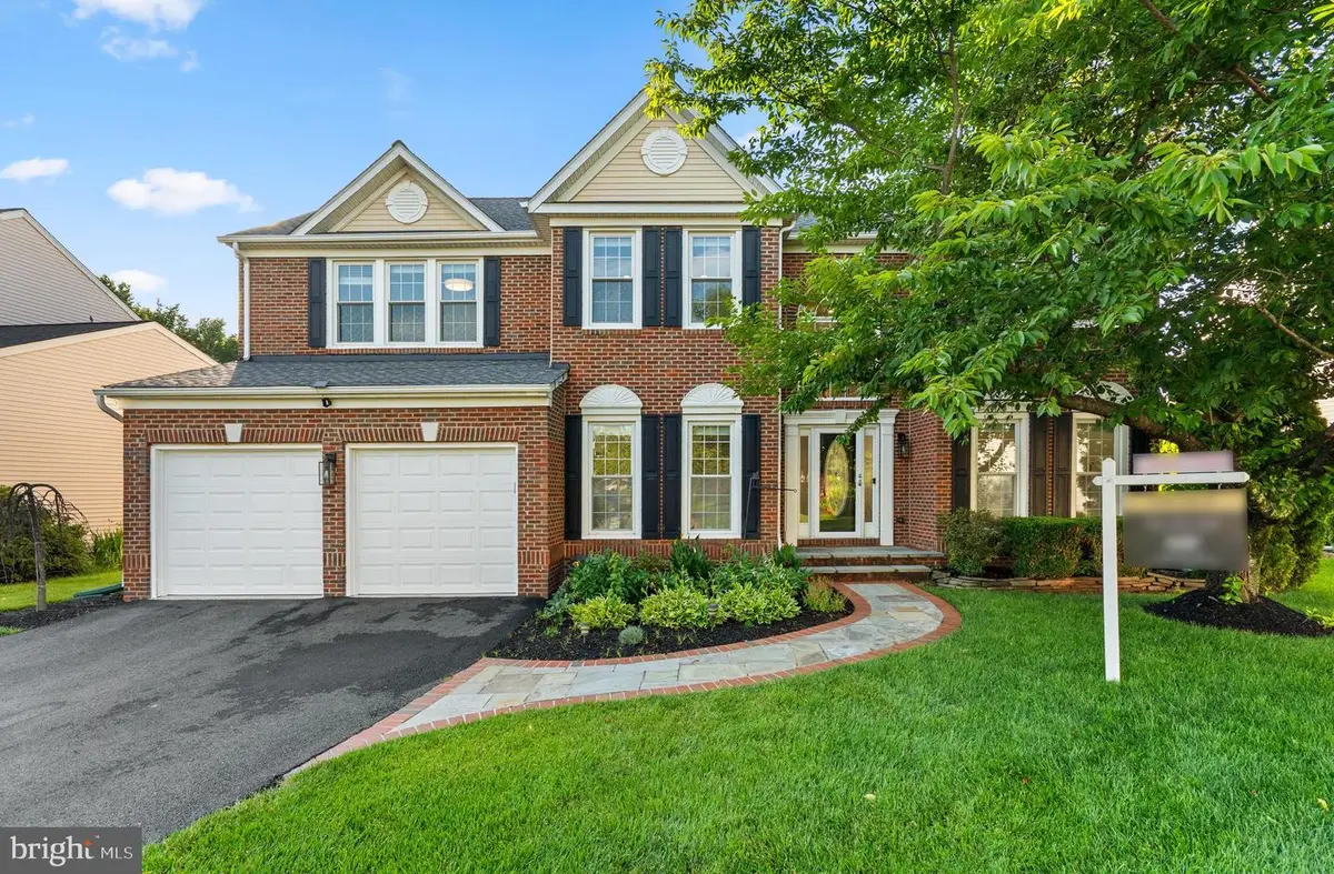 4689 Brentwall Ct, Chantilly, VA 20151 - #1