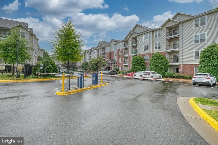 1580 Spring Gate Dr #4310, McLean, VA 22102 - #2