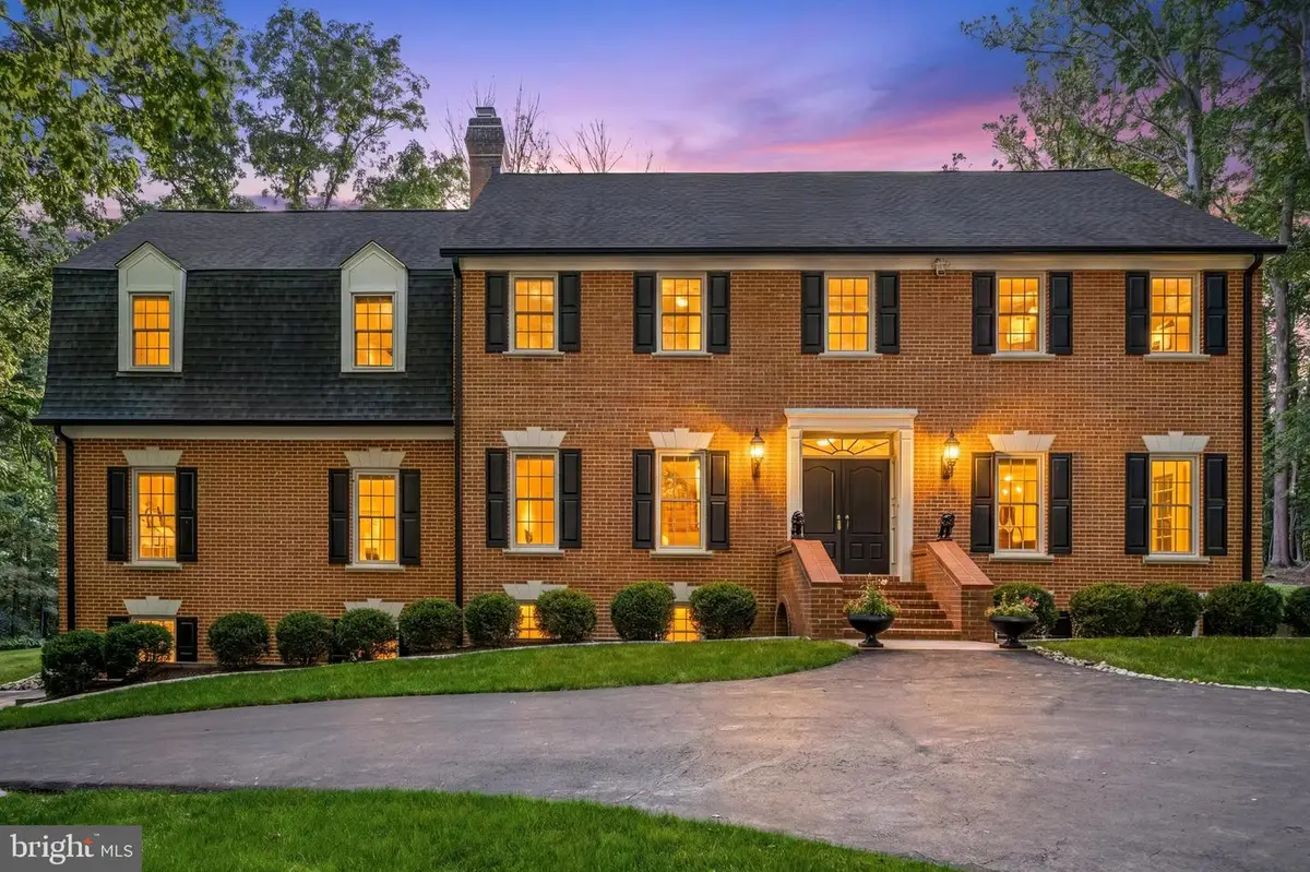 8018 Eddy Bend Trl, Fairfax Station, VA 22039 - #1