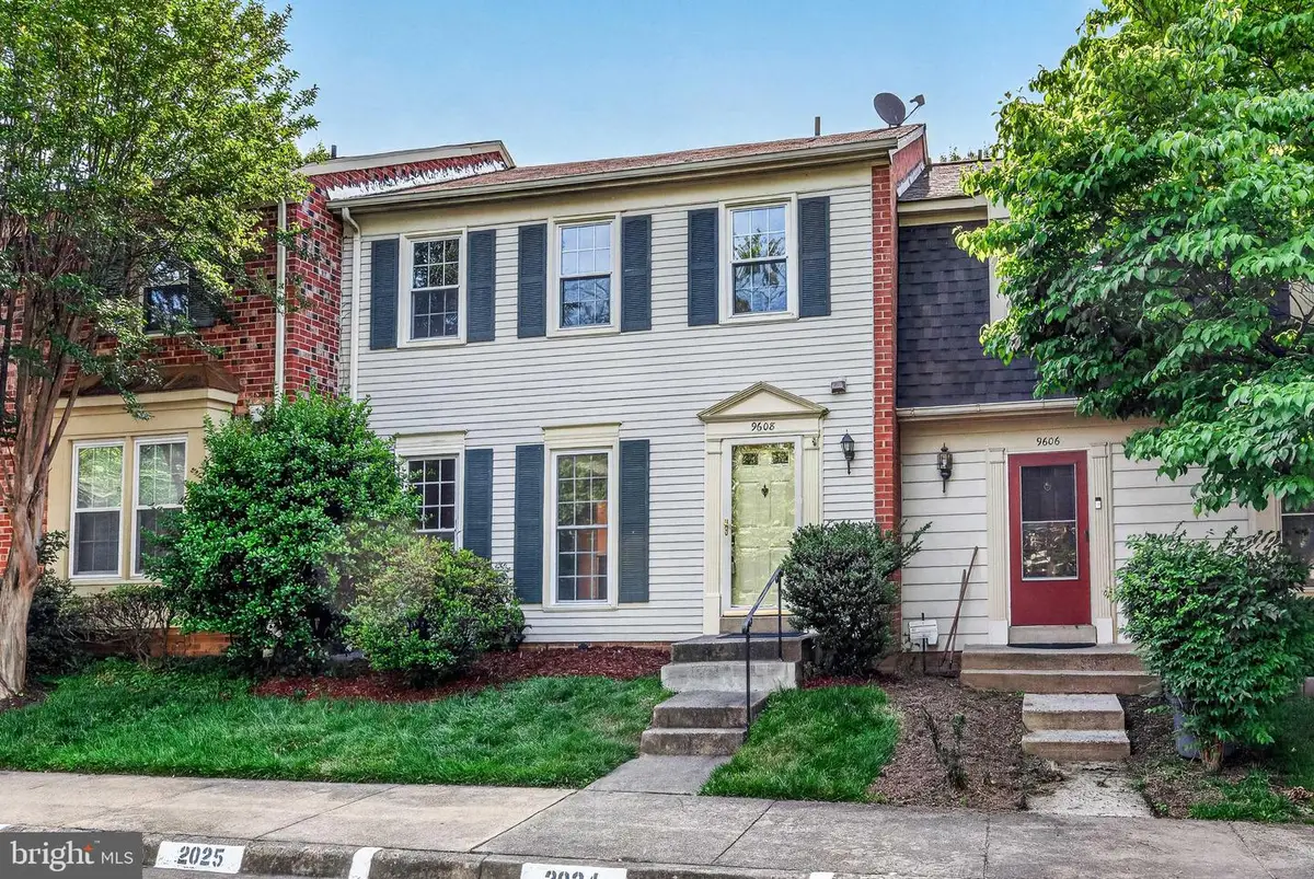9608 Masterworks Dr, Vienna, VA 22181 - #1