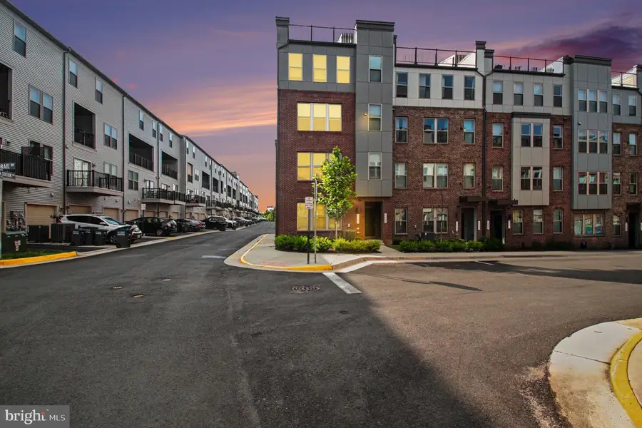 2430 Silver Line Aly, Herndon, VA 20171 - #2