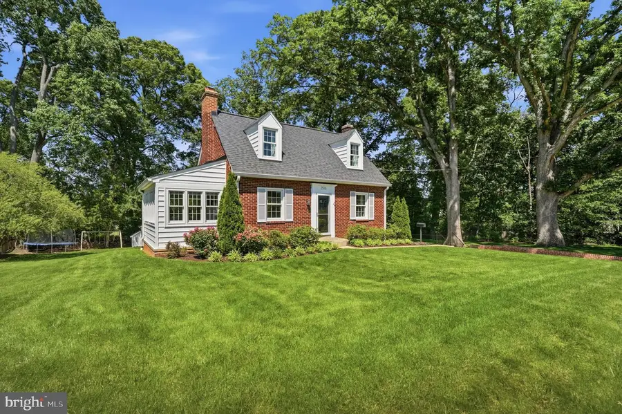 2516 Beacon Hill Rd, Alexandria, VA 22306 - #3