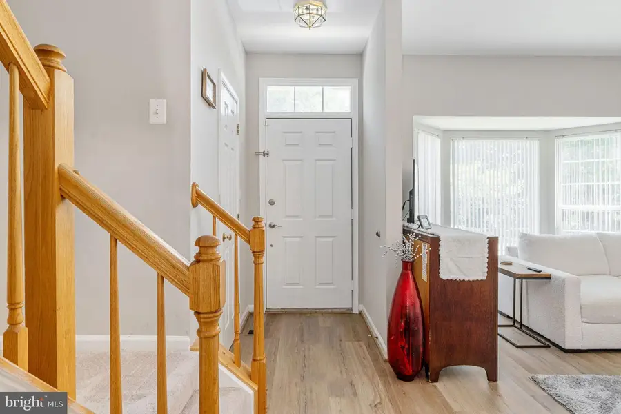 9626 Eaton Woods Pl, Lorton, VA 22079 - #2