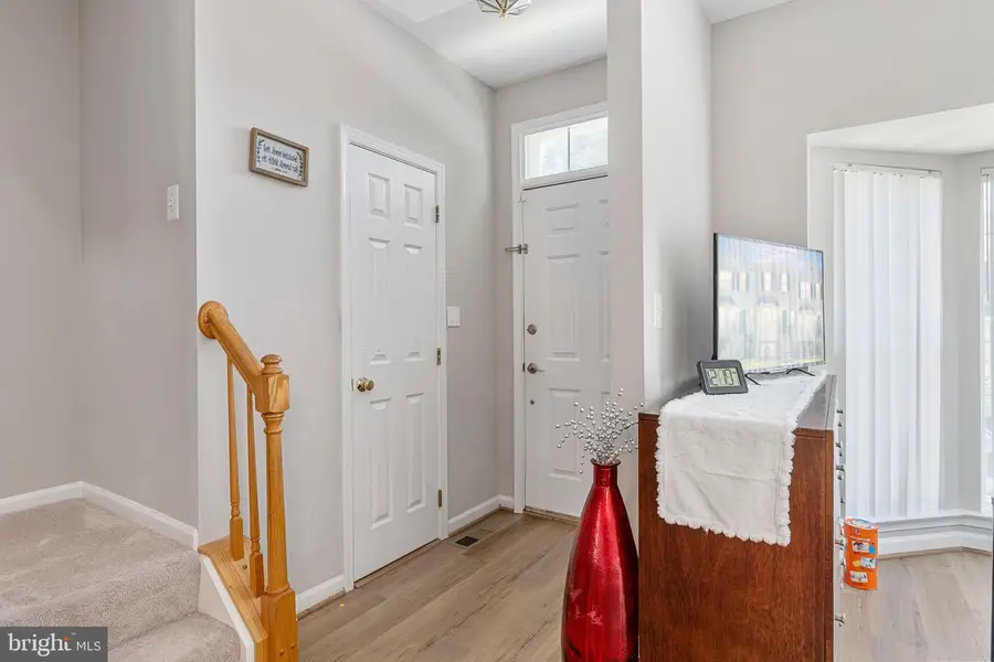 9626 Eaton Woods Pl, Lorton, VA 22079 - #3