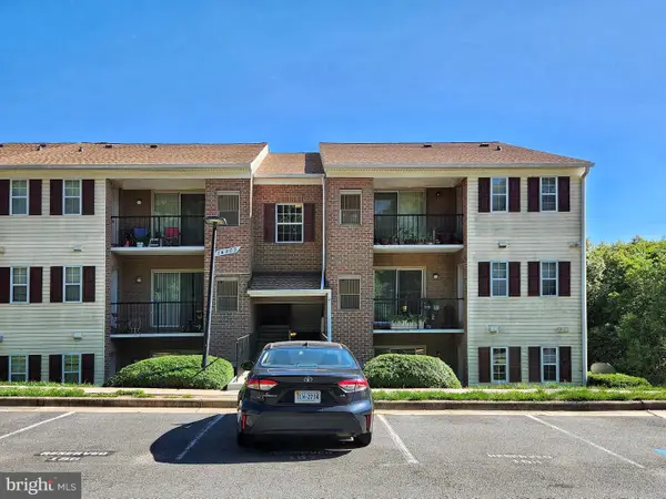 14905 Rydell Rd #103, CENTREVILLE, VA 20121