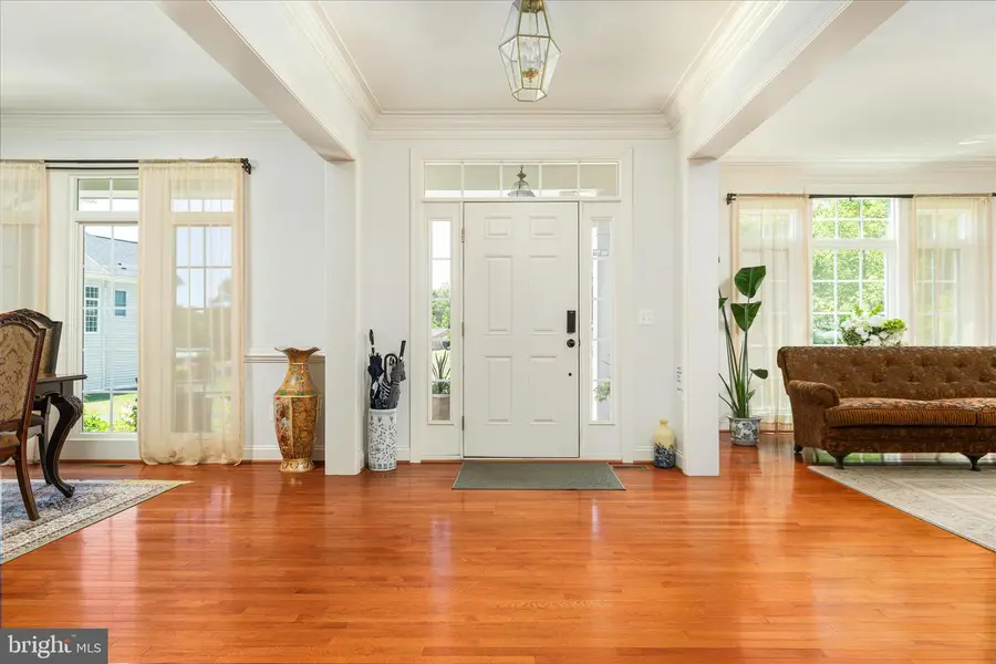 8906 Laurel Overlook Dr, Lorton, VA 22079 - #3