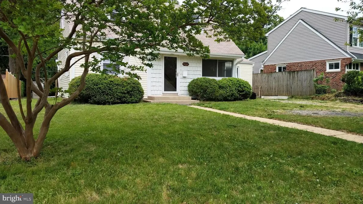 6711 Swarthmore Dr, Alexandria, VA 22307 - #1