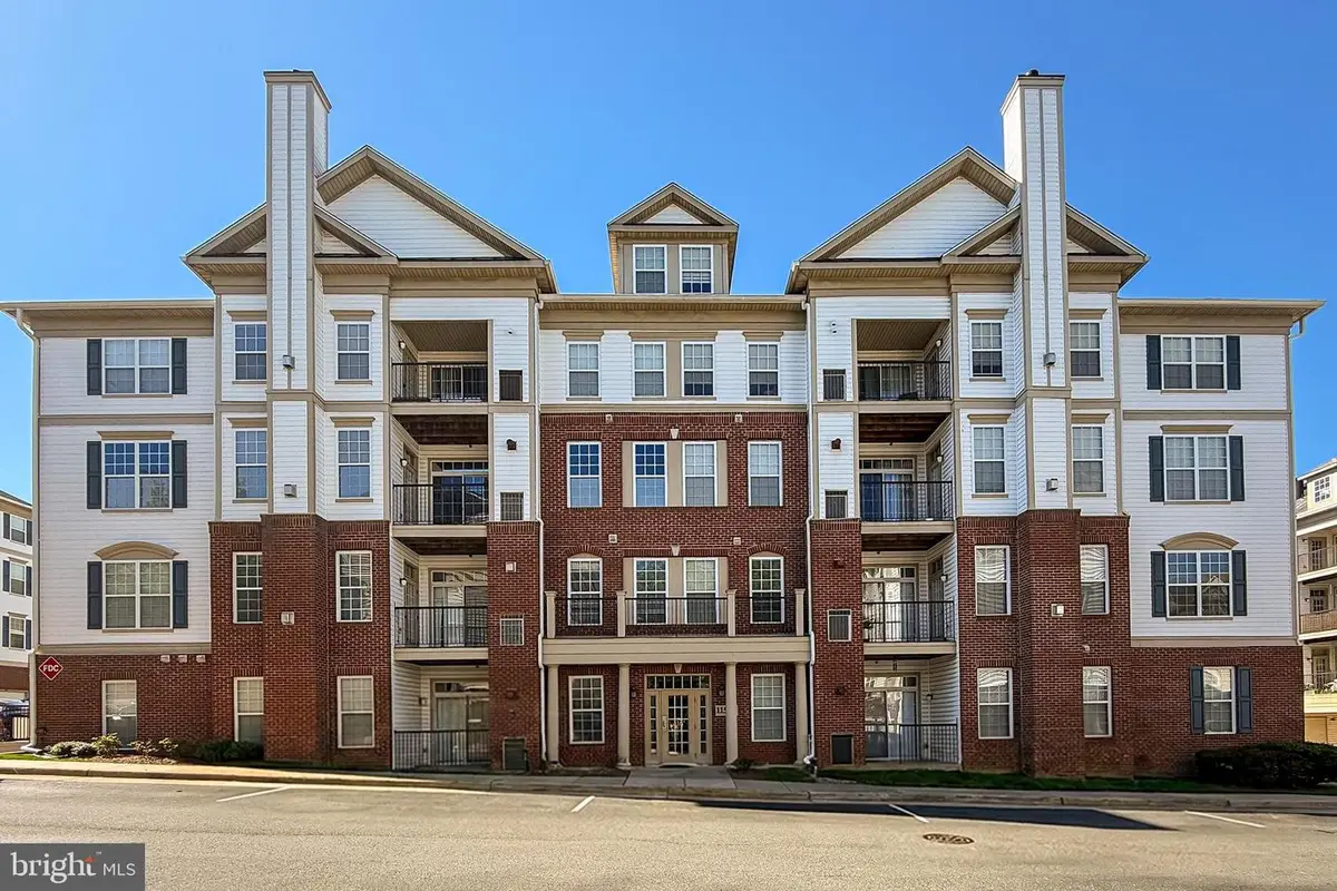 11575 Cavalier Landing Ct #301, Fairfax, VA 22030 - #1