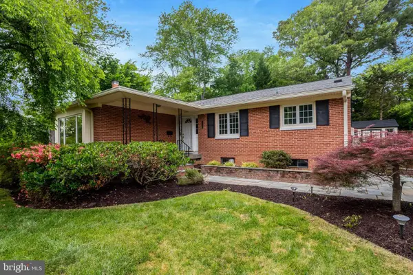 2106 Basset St, ALEXANDRIA, VA 22308