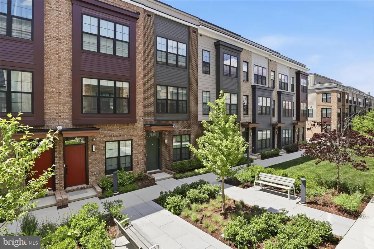 7331 Blade Dr, Falls Church, VA 22042 - #1