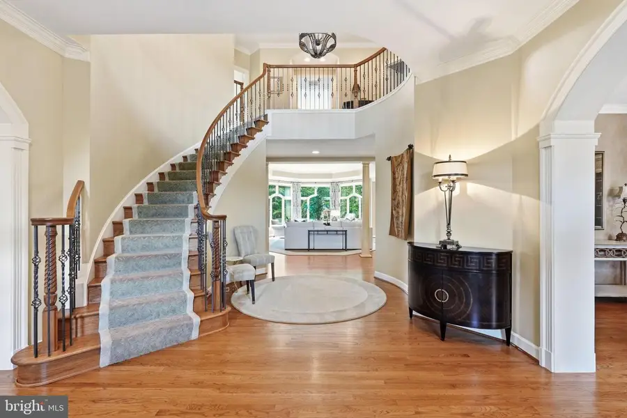 7818 Crownhurst Ct, McLean, VA 22102 - #2