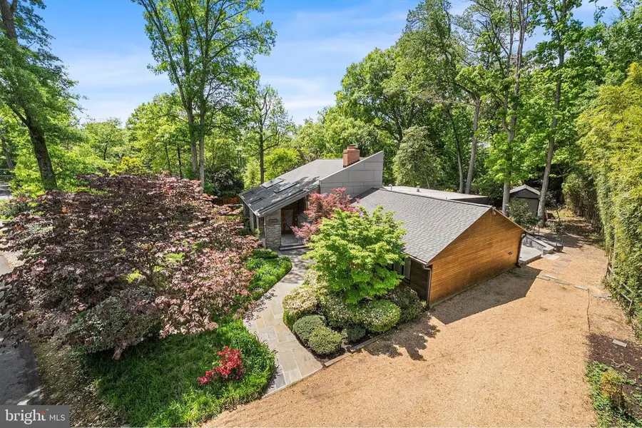 7736 Tauxemont Rd, Alexandria, VA 22308 - #3