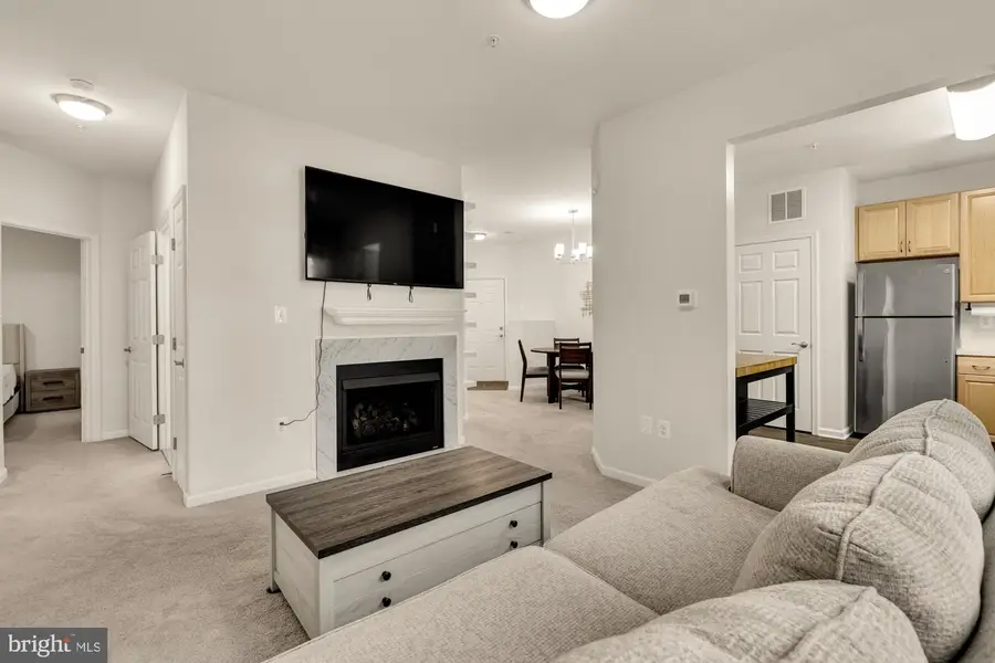 4210-c Mozart Brigade Ln #4210-c, Fairfax, VA 22033 - #3
