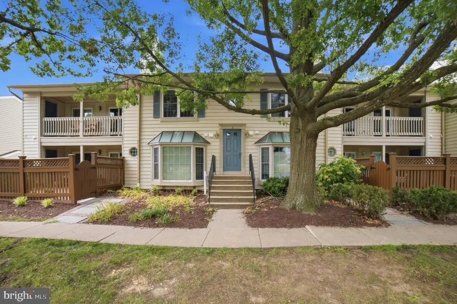 6090-b Essex House Sq #b, Alexandria, VA 22310 - #2