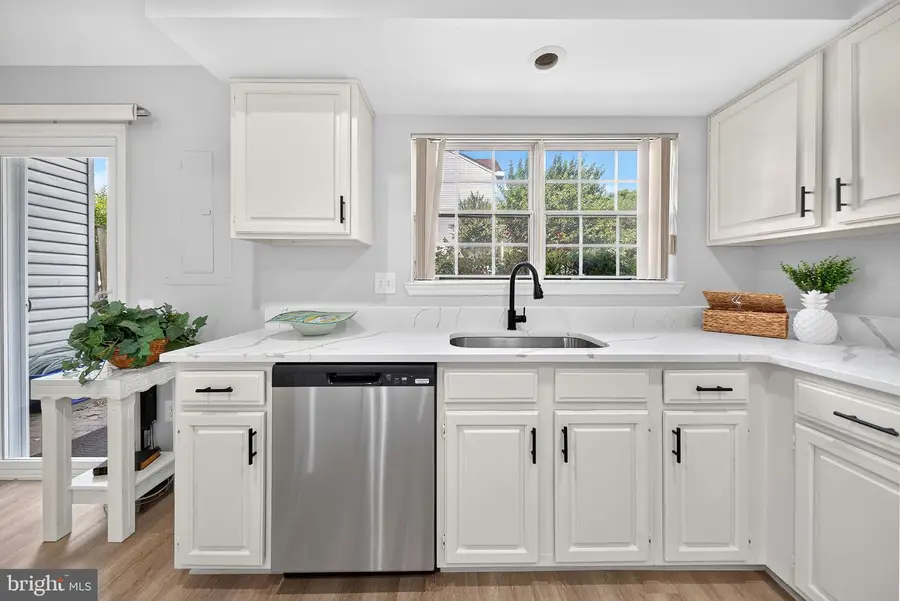6576 Medinah Ln, Alexandria, VA 22312 - #3